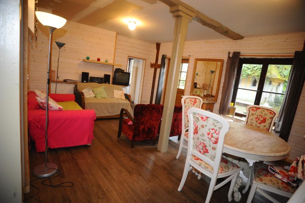 Chateau De Bertreville Bed & Breakfast Room photo