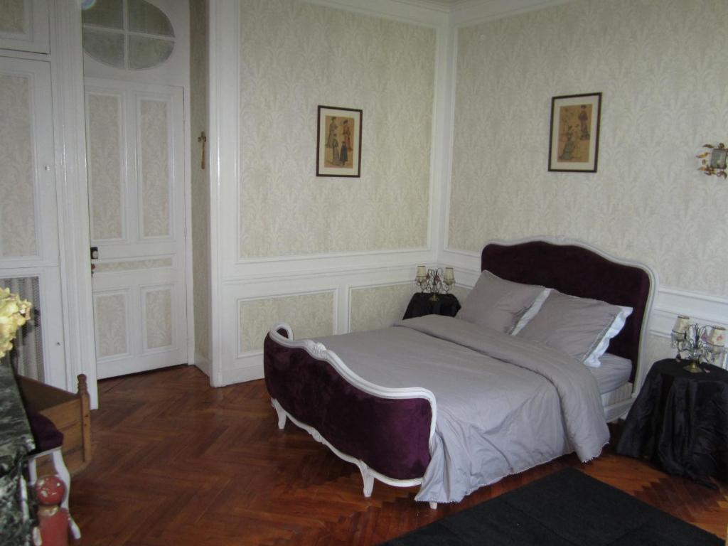Chateau De Bertreville Bed & Breakfast Room photo