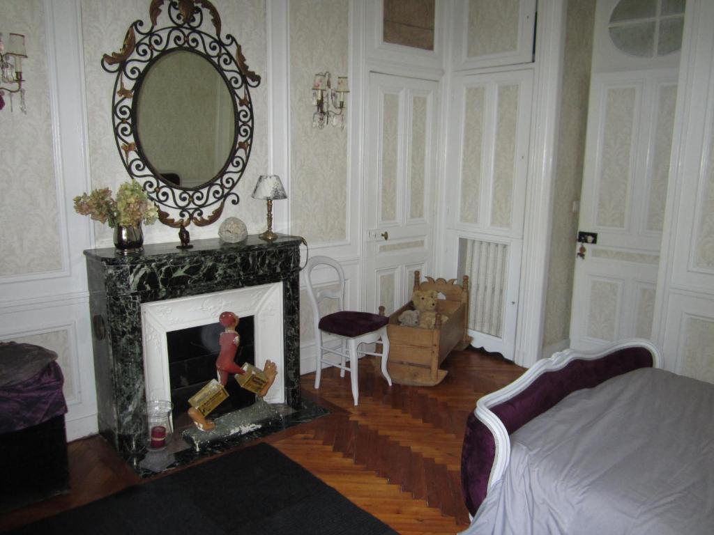 Chateau De Bertreville Bed & Breakfast Room photo